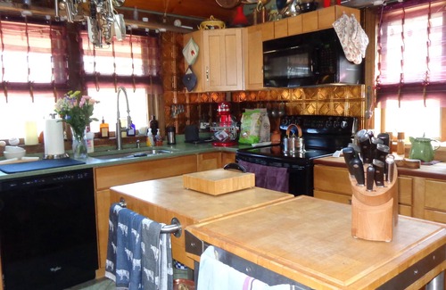 Newport House | Beautiful spot for family reunion or wedding guests