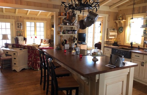 South Haven Cottage | Beautiful Stone Cottage Warm Cozy Get Away