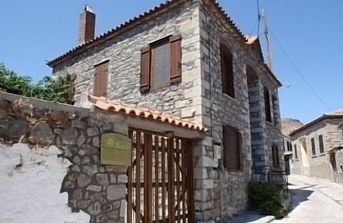 Eresos Villa | Beautiful Stone House in a Peaceful Village