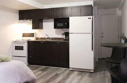 Verdun Apartment | Beautiful studio in Verdun!