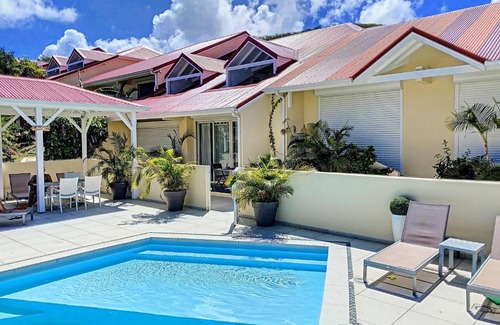 Cul de Sac Apartment | Beautiful suite S5, pool, sea view, Pinel Island