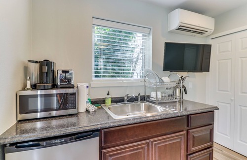 Mercer Island Apartment | Beautiful suite with lake & city views, hot tub - near downtown
