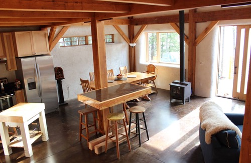 Finley Point House | Beautiful timber frame Finley Point home, lake frontage. High speed internet.