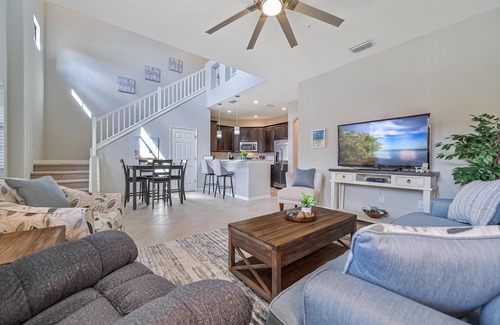 Biggar House | Beautiful Townhouse in Paseo ~ Enjoy the Resort Lifestyle