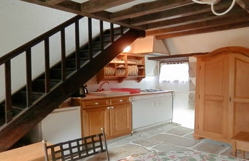 Savennes Cottage | Beautiful traditional Creuse house near Guéret