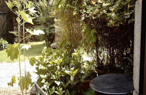 Savennes Cottage | Beautiful traditional Creuse house near Guéret