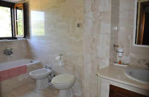 Castellina in Chianti Other | Beautiful Tuscan farmhouse with stunning views of Chianti countryside