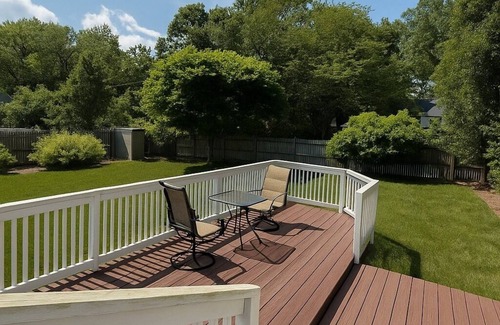 Sharon House | Beautiful two-bedroom residence nestled in the lovely town near Boston