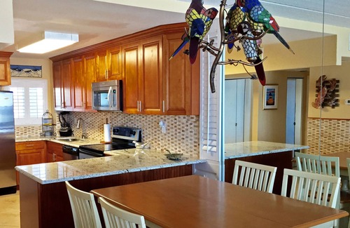 Daytona Beach Shores Condo | Beautiful Atlantic Ocean beach front condo in sunny Florida!