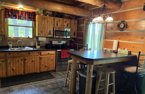 Washburn Cabin | Beautiful Valhalla/Washburn area cabin with amazing views!