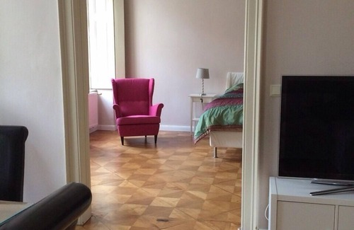 Josefstadt Apartment | Beautiful very centrally located apartment in a renovated old building