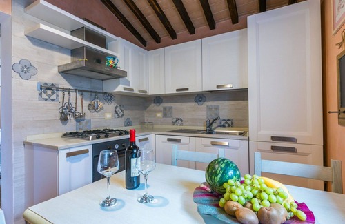 Monteroni d'Arbia House | Beautiful villa for 4 people with A/C, WIFI, pool, TV, patio, pets allowed and panoramic view