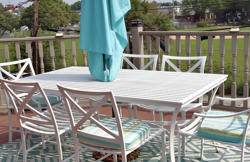 Fields Corner West Apartment | Beautiful Victorian home, Great view with balcony. Free parking.