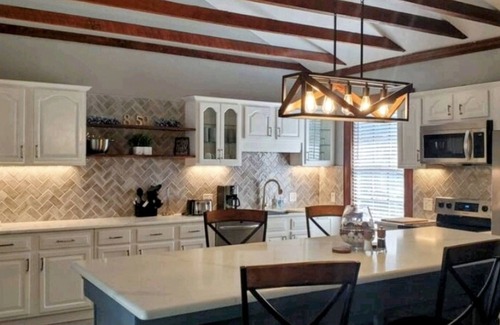 Southeast Pensacola House | Beautiful Victorian-style home - 15 min from beach