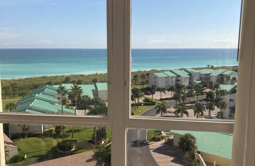 Fort Pierce Condo | Beautiful views 2-bedroom with pools golf pickleball and beach in Ocean village