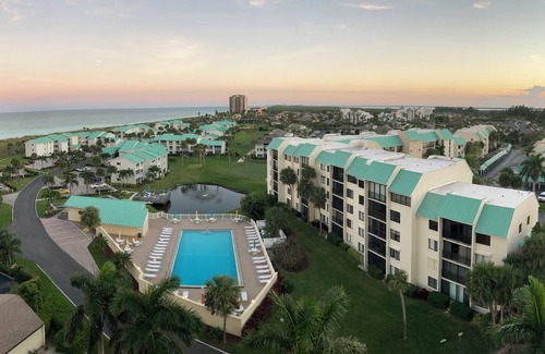 Fort Pierce Condo | Beautiful views 2-bedroom with pools golf pickleball and beach in Ocean village