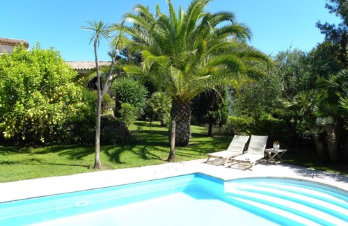 Roquefort-les-Pins Villa | Beautiful villa with pool in stunning secluded gardens, on private domain