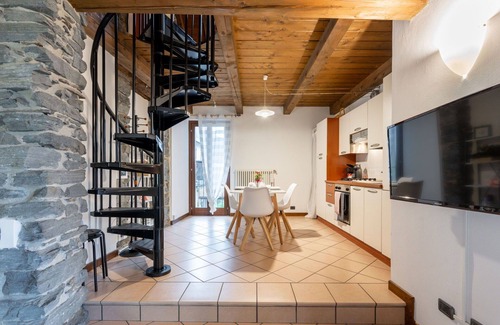 Mergozzo House | Beautiful villa for 2 guests with WIFI and TV