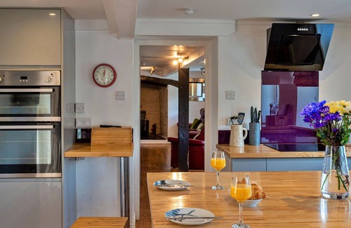 East Portlemouth House | Beautiful villa for 10 guests with WIFI, pets allowed and parking