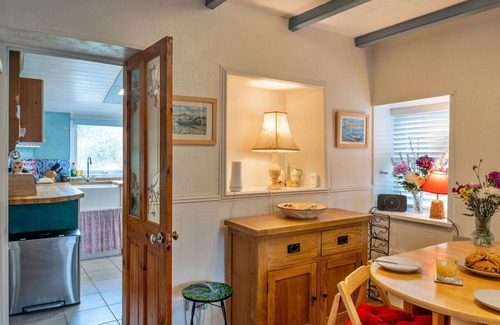 St. Dennis House | Beautiful villa for 4 guests with WIFI and pets allowed