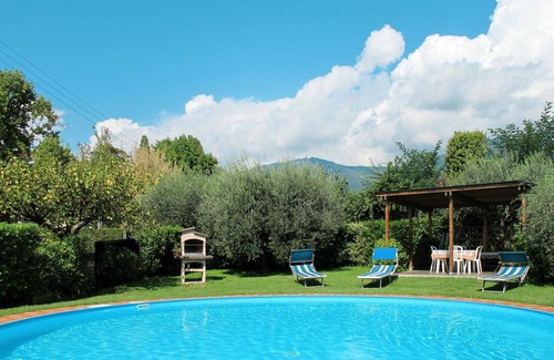 Capannori House | Beautiful villa for 5 guests with private pool, A/C, WIFI, TV and patio