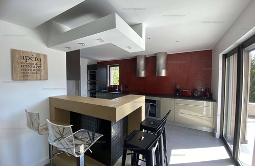 Sanary-sur-Mer House | Beautiful villa with swimming pool at walking distance from the center and the beach for 10