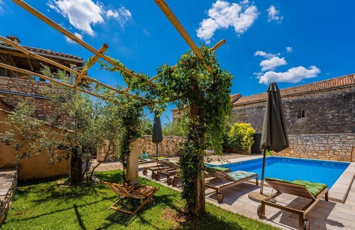 Grandici Villa | Beautiful Villa Grandi, in Istria, with a Pool