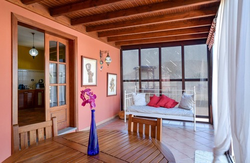 Guatiza House | Beautiful Villa La Petit with Pool, Terrace, Garden and Wi-Fi