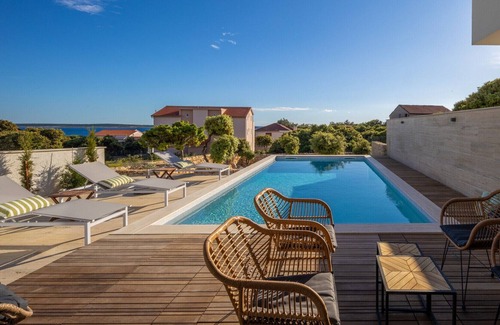 Kolan Villa | Beautiful Villa Oliva Mandre