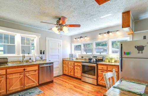 Fries House | Beautiful Virginia House: Countryside Living!