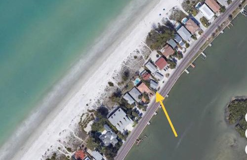 Indian Shores House | Beautiful Waterfront Beach Cottage. Sleeps 6