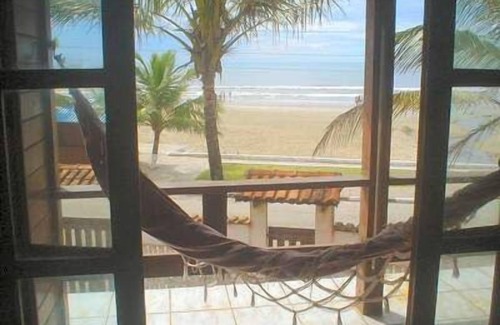 Mongagua House | Beautiful waterfront house for rent in Mongaguá - Beachfront