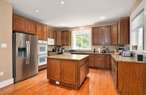 Cambridge House | Beautiful, Waterfront Home - Perfect as Hunting Lodge - Come for Water Fowl!
