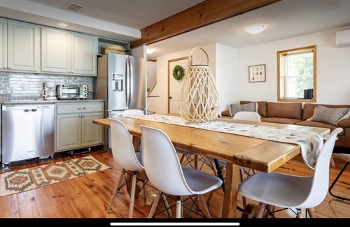 White Lake House | Beautiful White Lake Lakehouse on Woodstock Way!