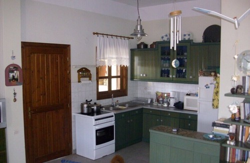 Toroni Villa | beautifull house excellent view nearby the sea away from mass tourism