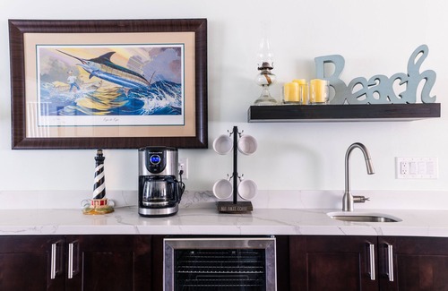 Boynton Beach House | Beautifully Appointed 3BR/2 Bath Home close to Beach & Iconic Atlantic Ave