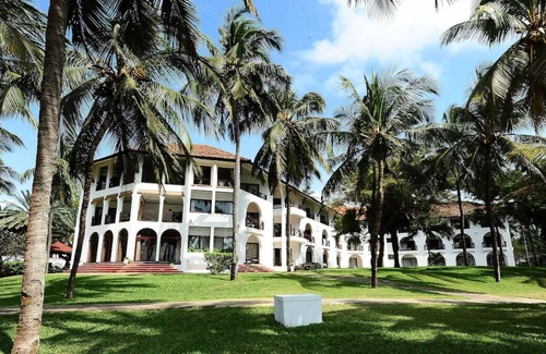 Nyali House | Beautifully Decorated Suite with In-House Spa and Private Beach Area