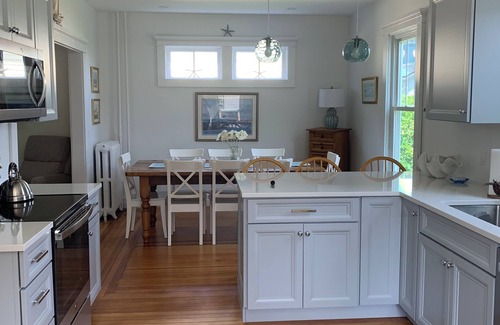 Off Broadway House | Beautifully home in Newport RI. Five star ratings in all previous rentals.