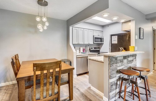 Timberline Condo | Beautifully renovated condo is slope side at Timberline Mt! Enjoy C101!