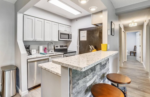 Timberline Condo | Beautifully renovated condo is slope side at Timberline Mt! Enjoy C101!