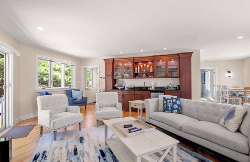 North Chatham House | Beautifully Renovated w/Access to Beach!