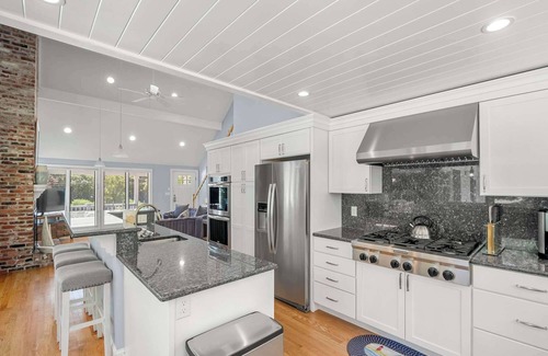 North Chatham House | Beautifully Renovated w/Access to Beach!