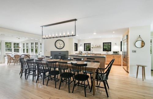 Greenport House | Beautifully Renovated Estate on The North Fork of Long Island