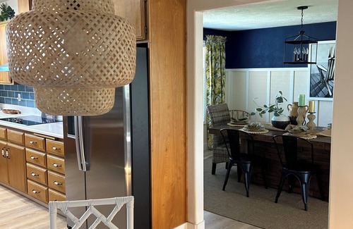 Medford House | Beautifully Renovated Sleeps up to 8 in East Medford