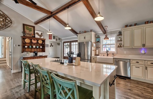 Ridgeway House | Beautifully renovated lakefront home on Lake Wateree. 3BR/3BA. Pet-Friendly!