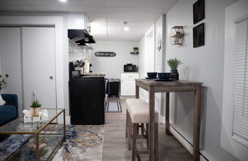 Rochester Apartment | Beautifully Renovated - Neighborhood of the Arts