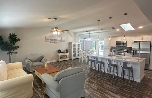 Pebble Beach House | Beautifully updated waterfront 3-bedroom house with heated pool in Rotonda West.