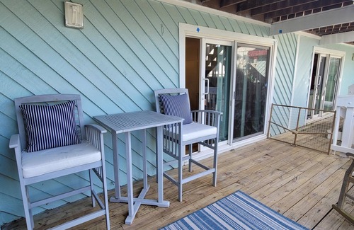 Pensacola Beach Condo | Beautuful Updated Townhouse, Sleeps 6 - A25