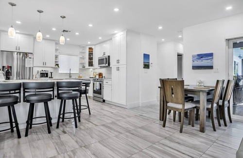 Deerfield Beach House | Beauty and the Beach Vacation House|Backyard w/Heated Pool +Games
