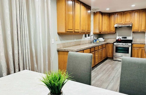 East San Jose House | Beauty Home 3Br/2Bath Nearby Downtown in San Jose